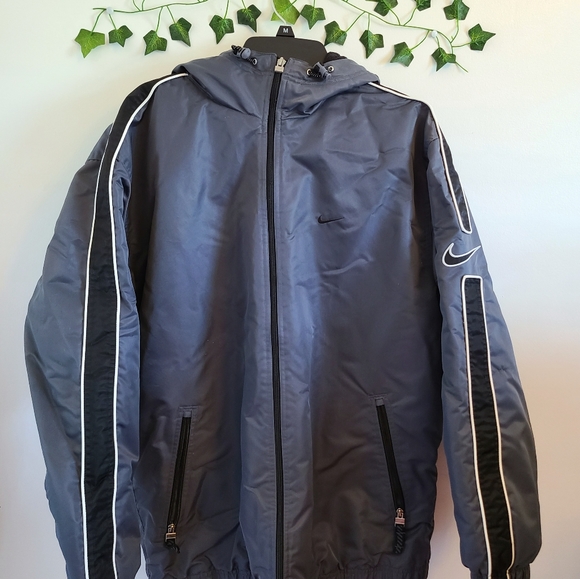 Rare Vintage Nike Puffer Jacket - Picture 2 of 3